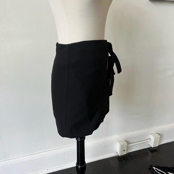 Zara Black Mini Skirt - Picture 6 of 9